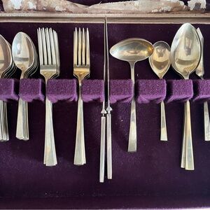 Dirilyte Elegant Gold Cutlery Set of 42